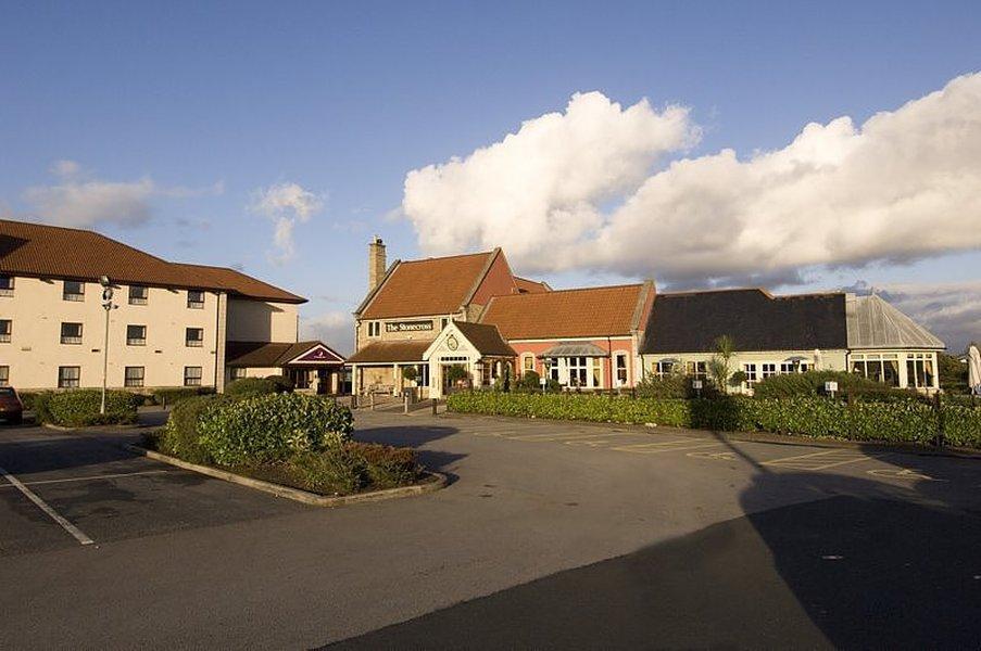 Premier Inn Haydock Park/M6 J23 วอร์ริงตัน ภายนอก รูปภาพ